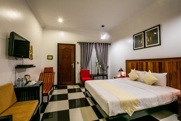 Deluxe Double or Twin Room